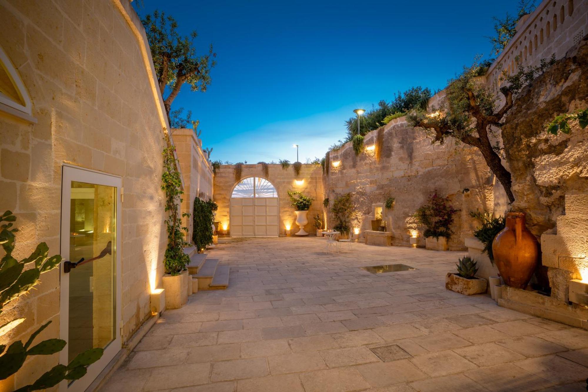 Tufo Bianco Relais Bed & Breakfast Massafra Luaran gambar